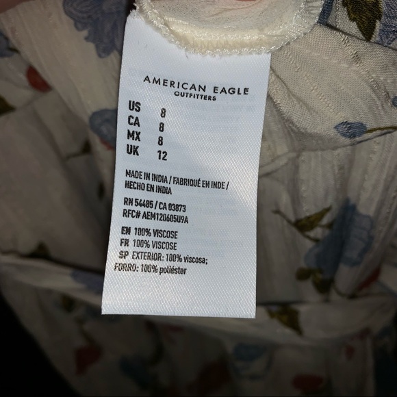 NWT American eagle floral jumpsuit with slits on each leg - Picture 16 of 16